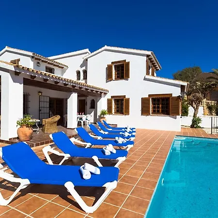 Villa Guzman- Andurina *